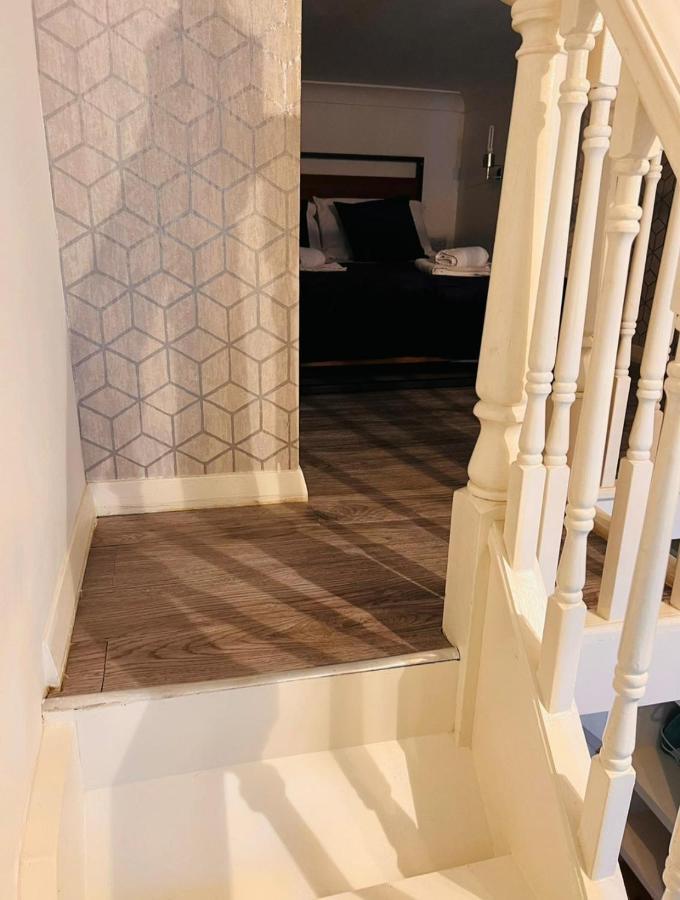 Апартаменты F10- Mezzanine 1St Floor Flat Fits 3 Near Paddington Лондон Экстерьер фото